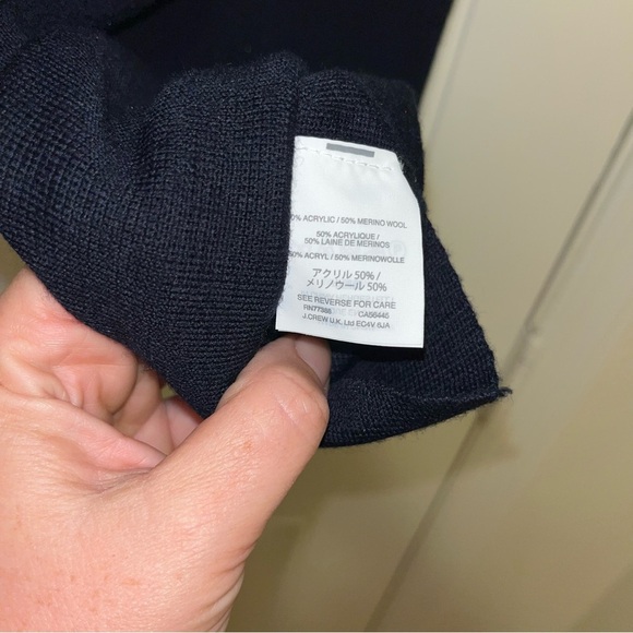 J. Crew black merino wool beaded sweater tank top XS like new - Picture 4 of 4